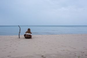 On the shore of Lake Michigan 4